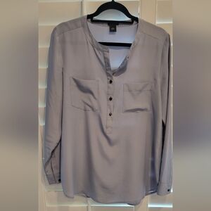 Ann Taylor Women's Light Gray Casual Button-Down Shirt